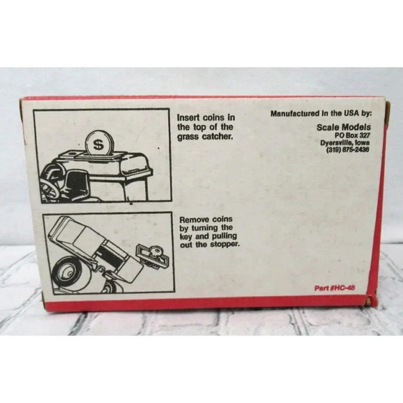 Vintage 1/16 Lawn Chief True Value Hardware Steerable Riding Mower Bank Die Cast - Picture 6 of 6